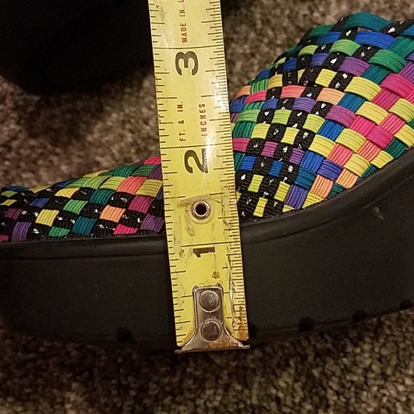 Steve Madden Size 7.5 Wedge shoe - Picture 6 of 6